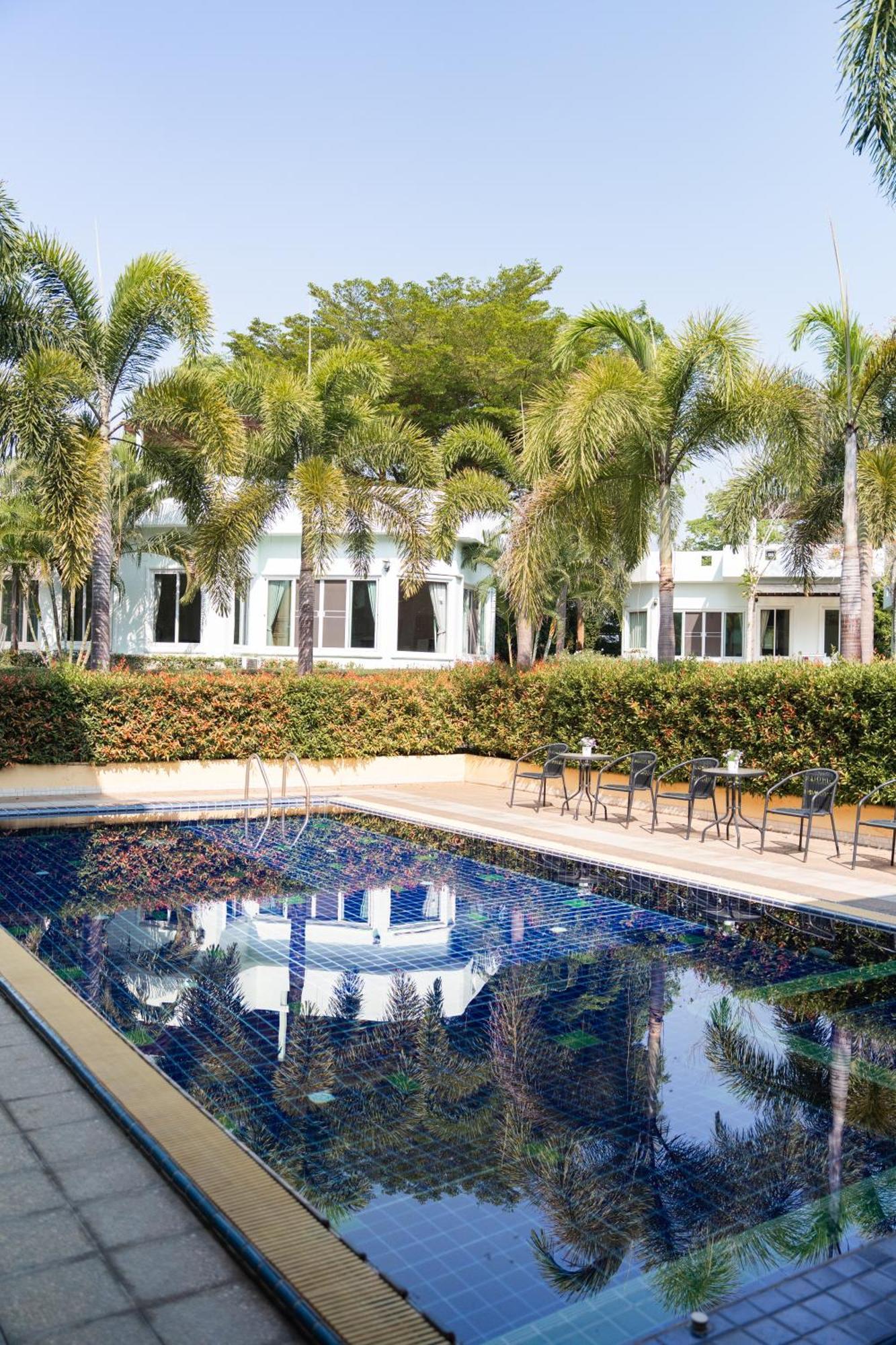 Villa Reina Resort Nong Nam Daeng Exterior foto