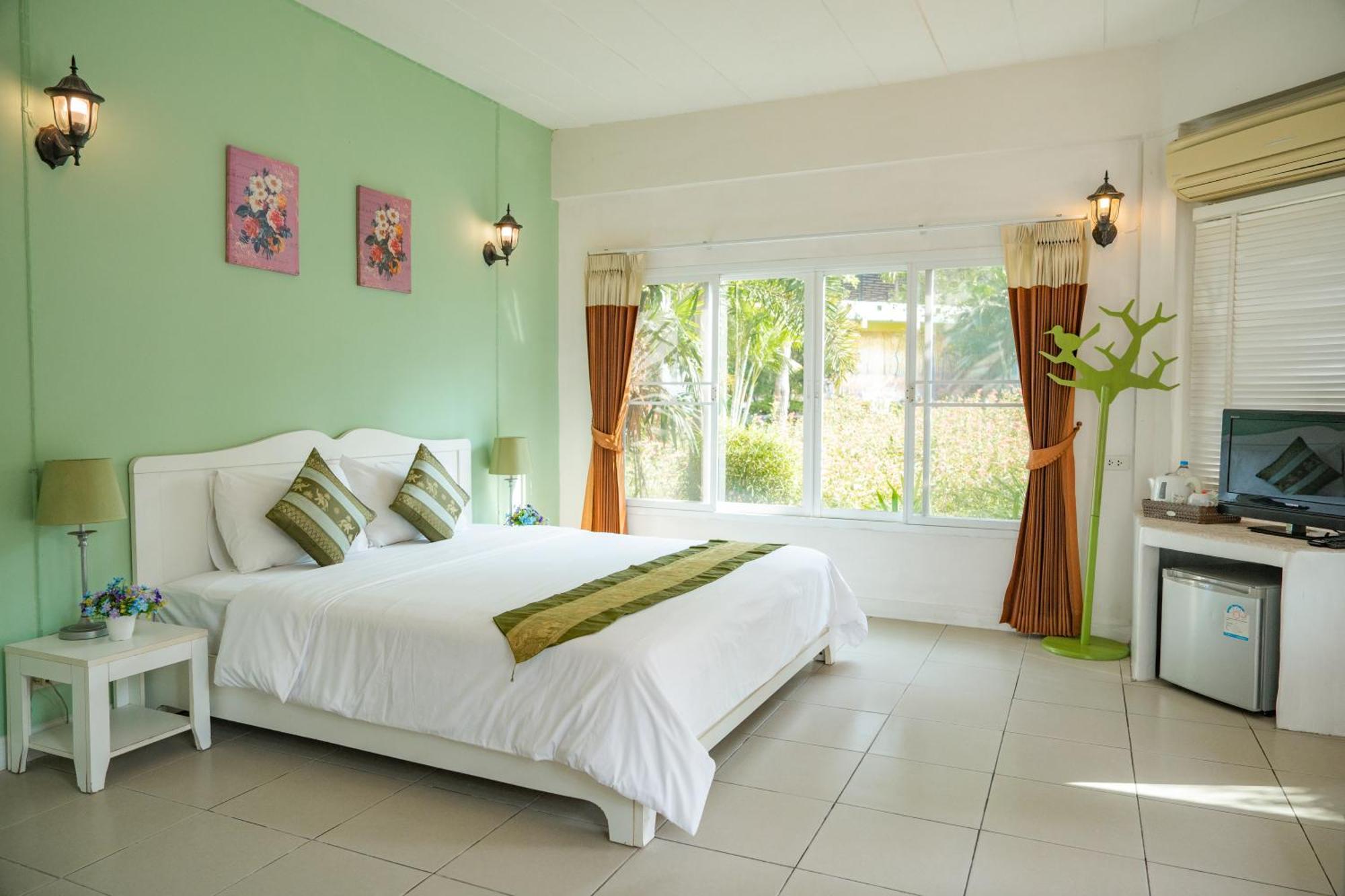 Villa Reina Resort Nong Nam Daeng Exterior foto